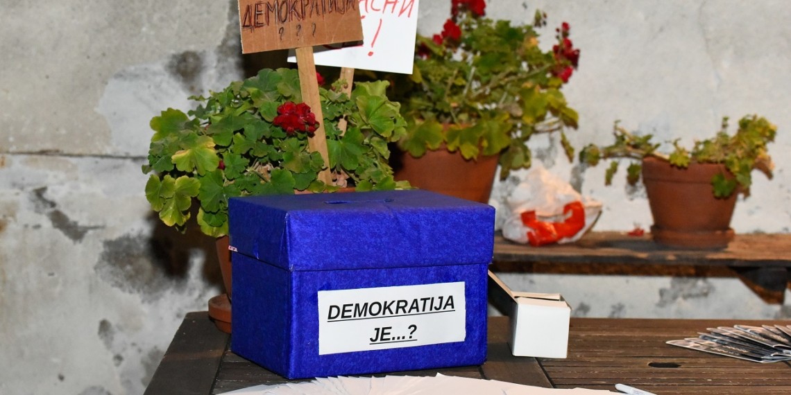 Obeležena noć demokratije u Srbiji